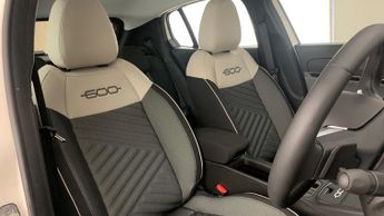 Fiat 600 1.2 MHEV SUV 5dr Petrol Hybrid e-DCT Euro 6 (s/s) (100 ps)