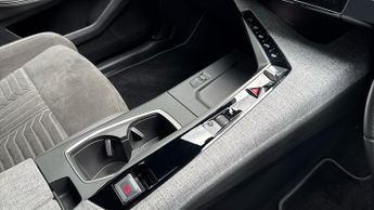Peugeot 3008 73kWh GT SUV 5dr Electric Auto (210 ps)