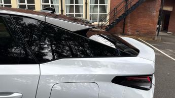 Peugeot 3008 73kWh GT SUV 5dr Electric Auto (210 ps)
