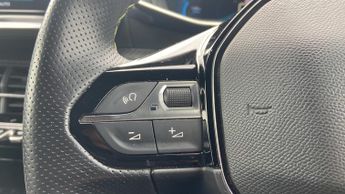 Peugeot 2008 50kWh GT SUV 5dr Electric Auto (136 ps)