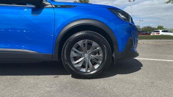 Peugeot 2008 50kWh Active Premium + Auto 5dr (7kW Charger)