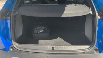 Peugeot 2008 50kWh Active Premium + Auto 5dr (7kW Charger)