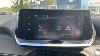 Peugeot 2008 50kWh Active Premium + Auto 5dr (7kW Charger)
