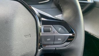 Peugeot 208 50kWh E-Style Hatchback 5dr Electric Auto (7.4kW Charger) (136 p