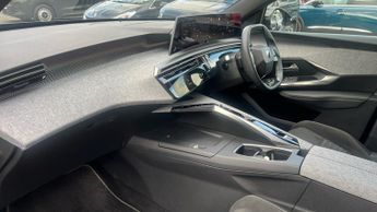 Peugeot 3008 SUV 1.2 MHEV GT SUV 5dr Petrol Hybrid e-DSC Euro 6 (s/s) (136 ps)