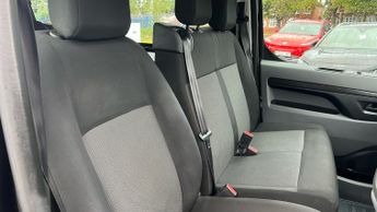 Vauxhall Vivaro Life Electric 50kWh Combi MPV 5dr Electric Auto LWB (9 Seat, 11kW Charger) (13