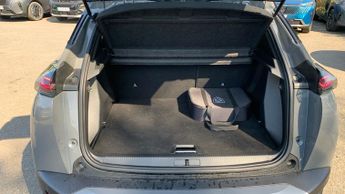 Peugeot 2008 54kWh First Edition SUV 5dr Electric Auto (11kW Charger) (156 ps