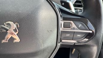 Peugeot 3008 SUV 1.5 BlueHDi Allure SUV 5dr Diesel EAT Euro 6 (s/s) (130 ps)