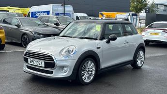 Mini Hatch 1.5 Cooper Hatchback 3dr Petrol Auto Euro 6 (s/s) (136 ps)