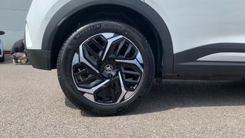 Vauxhall Mokka Electric 54kWh Ultimate SUV 5dr Electric Auto (Long Range) (156 ps)
