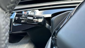 Peugeot 3008 SUV 1.2 MHEV Allure SUV 5dr Petrol Hybrid e-DSC Euro 6 (s/s) (136 ps
