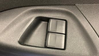 Toyota Aygo 1.0 VVT-i x-trend Hatchback 5dr Petrol x-shift Euro 6 (Safety Se