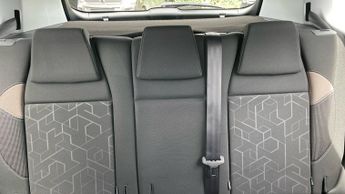 Peugeot 2008 1.2 PureTech Active SUV 5dr Petrol ETG Euro 6 (s/s) (82 ps)