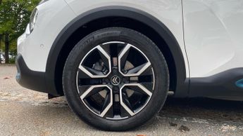 Citroen C4 50kWh Shine Plus Hatchback 5dr Electric Auto (7.4kW Charger) (13