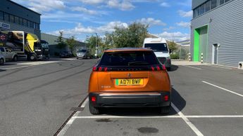 Peugeot 2008 50kWh Allure Premium SUV 5dr Electric Auto (136 ps)