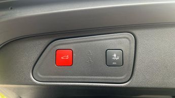 Peugeot 3008 SUV 1.2 PureTech GT Premium SUV 5dr Petrol EAT Euro 6 (s/s) (130 ps)