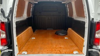 Peugeot Partner 800 50kWh Professional Premium + Standard Panel Van 5dr Electric