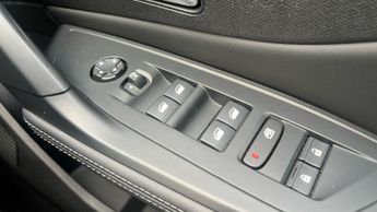 Peugeot 308 1.2 PureTech Allure Premium Hatchback 5dr Petrol EAT Euro 6 (s/s