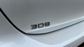 Peugeot 308 1.2 PureTech Allure Premium Hatchback 5dr Petrol EAT Euro 6 (s/s