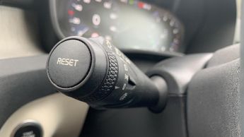 Volvo Xc40 2.0 B4 MHEV Inscription DCT Auto AWD Euro 6 (s/s) 5dr