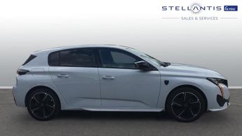 Peugeot 308 54kWh GT Hatchback 5dr Electric Auto (156 ps)