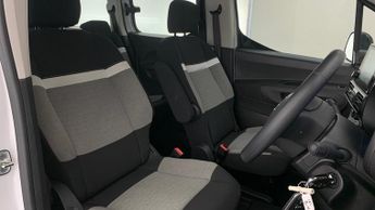Citroen Berlingo 50kWh Feel XL MPV 5dr Electric Auto (7.4kW Charger) (136 ps)