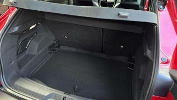 Alfa Romeo Junior 54kWh Elettrica Veloce Auto 5dr