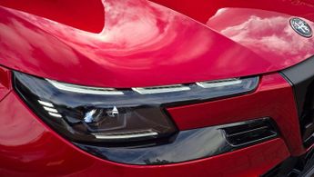 Alfa Romeo Junior 54kWh Elettrica Veloce Auto 5dr