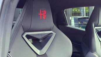 Alfa Romeo Junior 54kWh Elettrica Veloce Auto 5dr