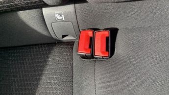 Nissan Qashqai 1.3 DIG-T MHEV N-Connecta XTRON Euro 6 (s/s) 5dr