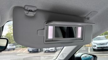Citroen C4 1.2 PureTech Shine Plus EAT8 Euro 6 (s/s) 5dr