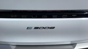 Peugeot 3008 73kWh GT SUV 5dr Electric Auto (210 ps)
