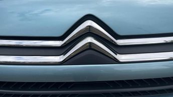Citroen C4 50kWh Shine Hatchback 5dr Electric Auto (136 ps)