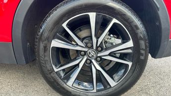 Toyota C-Hr 1.8 VVT-h Design SUV 5dr Petrol Hybrid CVT Euro 6 (s/s) (140 ps)