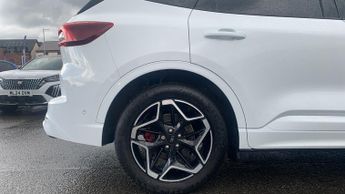 Ford Kuga 2.5h Duratec ST-Line X SUV 5dr Petrol Hybrid CVT AWD Euro 6 (s/s