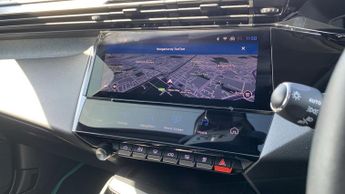 Peugeot 308 1.2 PureTech Allure Premium Hatchback 5dr Petrol EAT Euro 6 (s/s