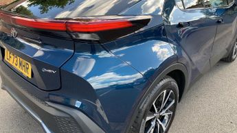 Toyota C-Hr 1.8 VVT-h Design SUV 5dr Petrol Hybrid CVT Euro 6 (s/s) (140 ps)