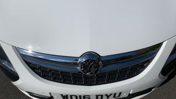 Vauxhall Zafira Tourer 1.4i Turbo Exclusiv MPV 5dr Petrol Auto Euro 6 (140 ps)