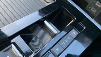 Vauxhall Astra 1.6 12.4kWh GSe Hatchback 5dr Petrol Plug-in Hybrid Auto Euro 6 