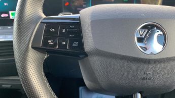 Vauxhall Astra 1.6 12.4kWh GSe Hatchback 5dr Petrol Plug-in Hybrid Auto Euro 6 