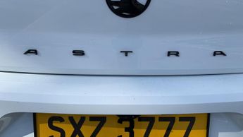Vauxhall Astra 1.6 12.4kWh GSe Hatchback 5dr Petrol Plug-in Hybrid Auto Euro 6