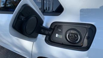 Vauxhall Astra 1.6 12.4kWh GSe Hatchback 5dr Petrol Plug-in Hybrid Auto Euro 6 