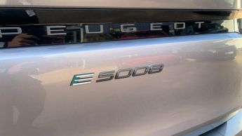 Peugeot 5008 73kWh Allure SUV 5dr Electric Auto (210 ps)