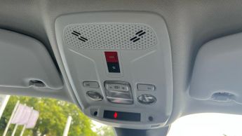 Peugeot 2008 50kWh Allure Premium SUV 5dr Electric Auto (7kW Charger) (136 ps