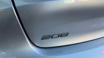 Peugeot 208 1.2 PureTech MHEV GT Hatchback 5dr Petrol Hybrid e-DSC Euro 6 (s