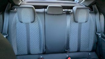 Peugeot 208 1.2 PureTech MHEV Allure Hatchback 5dr Petrol Hybrid e-DSC Euro 