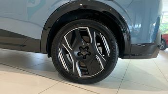 Peugeot 5008 73kWh GT Auto 5dr