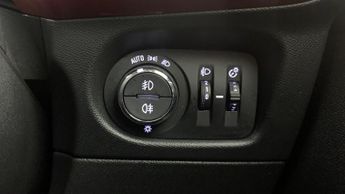 Vauxhall Mokka Electric 50kWh SRi Premium SUV 5dr Electric Auto (136 ps)