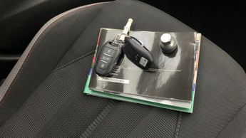 Vauxhall Mokka Electric 50kWh SRi Premium SUV 5dr Electric Auto (136 ps)