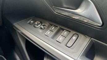 Peugeot 3008 73kWh GT SUV 5dr Electric Auto (210 ps)